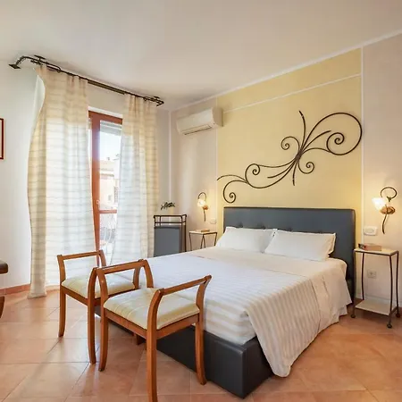 Lola Piccolo E Hotel Marina di Grosseto