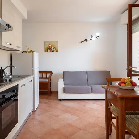 Hotel Lola Piccolo E