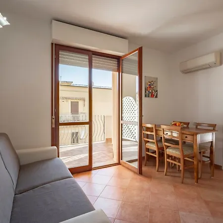 Lola Piccolo E Marina di Grosseto