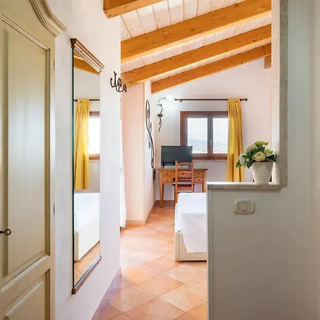 Lola Piccolo E Hotel Marina di Grosseto