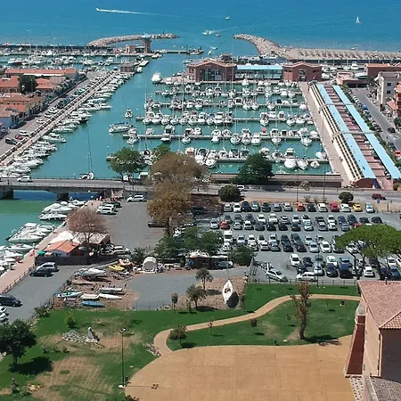 Lola Piccolo E 4* Marina di Grosseto