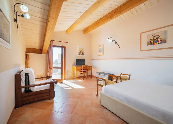 Hotel Lola Piccolo E